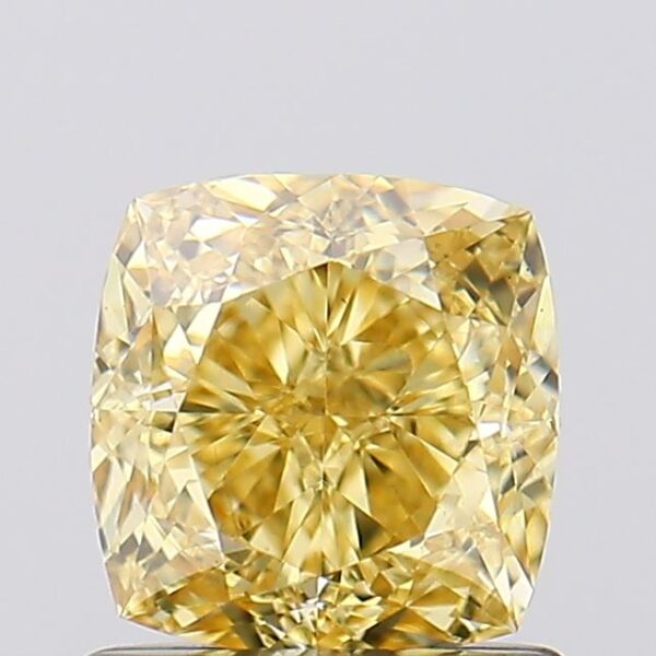 1.06 carat,  colour, VS1 clarity, Cushion shape, Lab Grown Diamond.