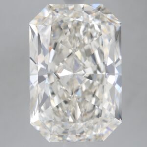 5.33 carat, G colour, VS2 clarity, Radiant shape, Lab Grown Diamond.