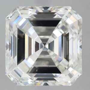 3.19 carat, G colour, VS2 clarity, Asscher shape, Lab Grown Diamond.