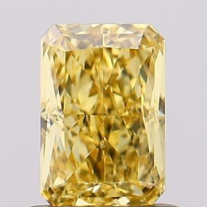 1 carat,  colour, VS2 clarity, Radiant shape, Lab Grown Diamond.