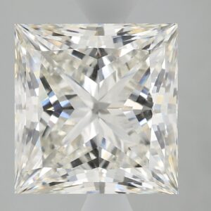 4.03 carat, H colour, VS2 clarity, Princess shape, Lab Grown Diamond.