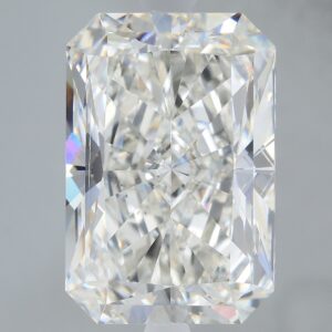 7.04 carat, H colour, VS1 clarity, Radiant shape, Lab Grown Diamond.