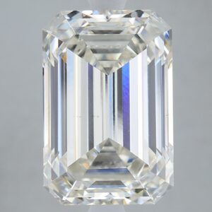 5.06 carat, H colour, VS1 clarity, Emerald shape, Lab Grown Diamond.