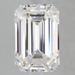 5.22 carat, F colour, VS2 clarity, Emerald shape, Lab Grown Diamond.