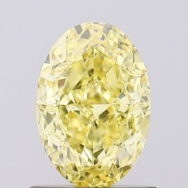 1.05 carat,  colour, VS1 clarity, Oval shape, Lab Grown Diamond.
