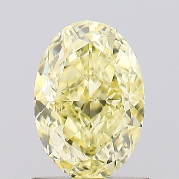 1.15 carat,  colour, VS1 clarity, Oval shape, Lab Grown Diamond.