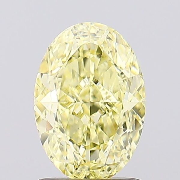 1.62 carat,  colour, VS2 clarity, Oval shape, Lab Grown Diamond.