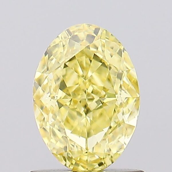 1.05 carat,  colour, VS1 clarity, Oval shape, Lab Grown Diamond.