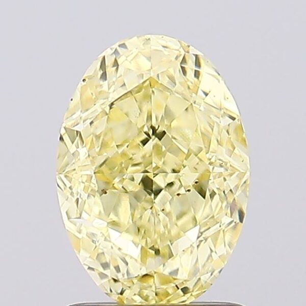1.59 carat,  colour, VS1 clarity, Oval shape, Lab Grown Diamond.