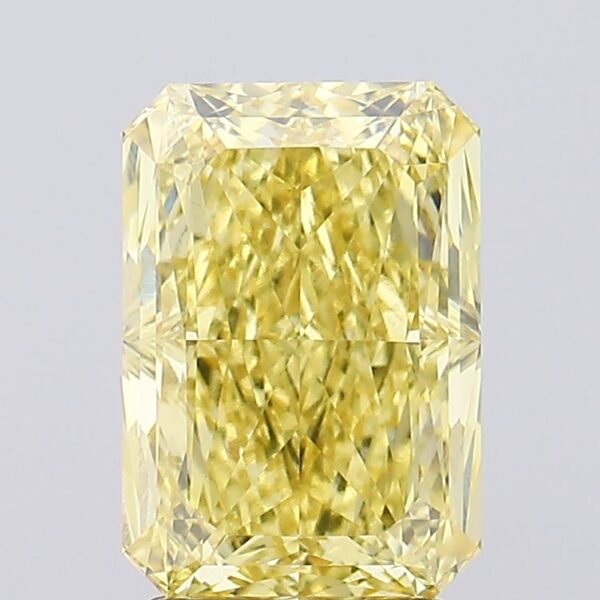 2.63 carat,  colour, VS1 clarity, Radiant shape, Lab Grown Diamond.
