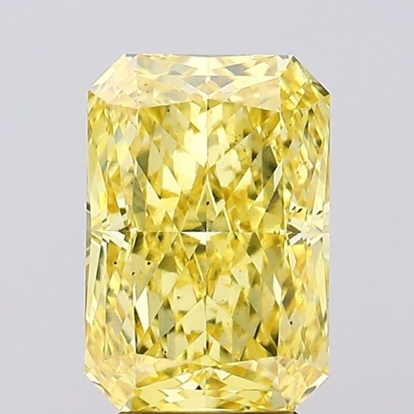 3.61 carat,  colour, SI1 clarity, Radiant shape, Lab Grown Diamond.