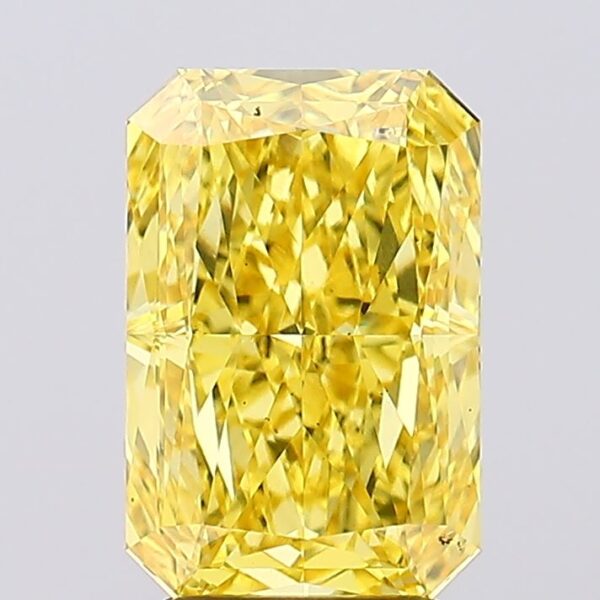 3.6 carat,  colour, VS2 clarity, Radiant shape, Lab Grown Diamond.