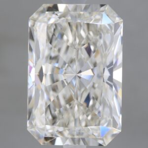 5.13 carat, H colour, VVS2 clarity, Radiant shape, Lab Grown Diamond.
