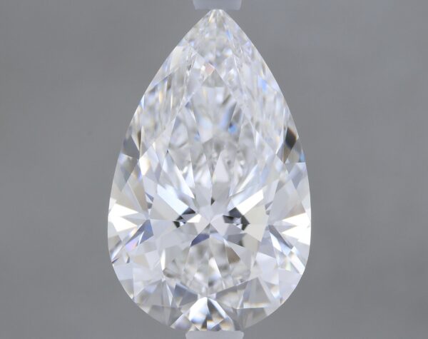 2.61 carat, E colour, VVS2 clarity, Pear shape, Lab Grown Diamond.