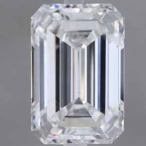 5.11 carat, F colour, VS1 clarity, Emerald shape, Lab Grown Diamond.