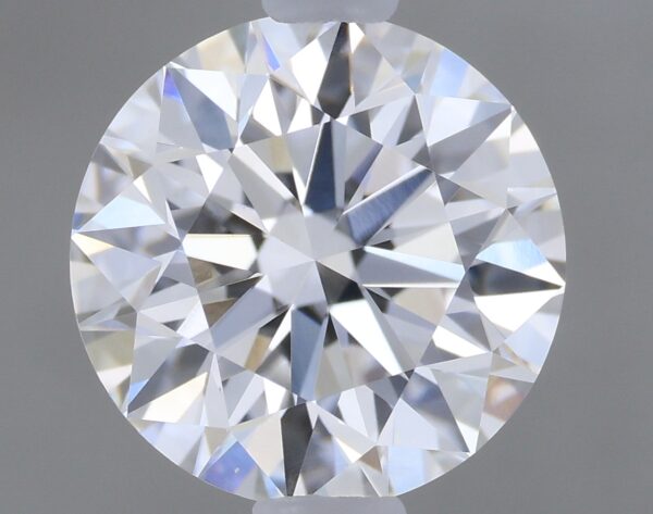 1.04 carat, D colour, VVS2 clarity, Round shape, Lab Grown Diamond.