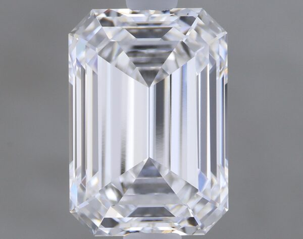 1.56 carat, D colour, VVS2 clarity, Emerald shape, Lab Grown Diamond.