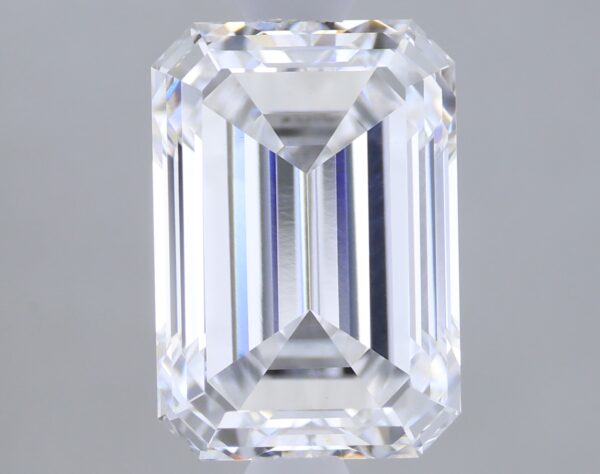 1.56 carat, D colour, VVS2 clarity, Emerald shape, Lab Grown Diamond.