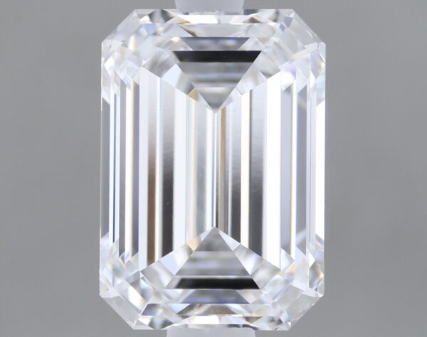 1.6 carat, D colour, VVS2 clarity, Emerald shape, Lab Grown Diamond.