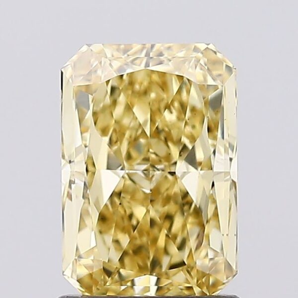 1.5 carat,  colour, VS2 clarity, Radiant shape, Lab Grown Diamond.