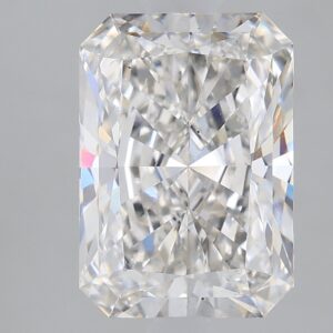 2.16 carat, G colour, VS2 clarity, Radiant shape, Lab Grown Diamond.