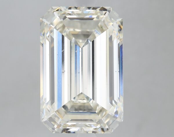 5.12 carat, H colour, VS2 clarity, Emerald shape, Lab Grown Diamond.