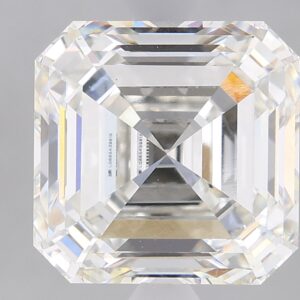 2.75 carat, G colour, VS1 clarity, Asscher shape, Lab Grown Diamond.
