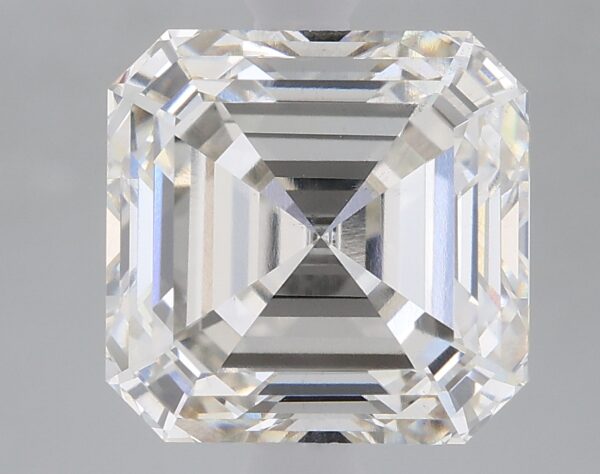 3.33 carat, H colour, VS2 clarity, Asscher shape, Lab Grown Diamond.