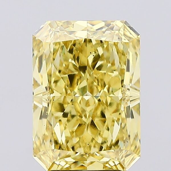 4.84 carat,  colour, VS1 clarity, Radiant shape, Lab Grown Diamond.