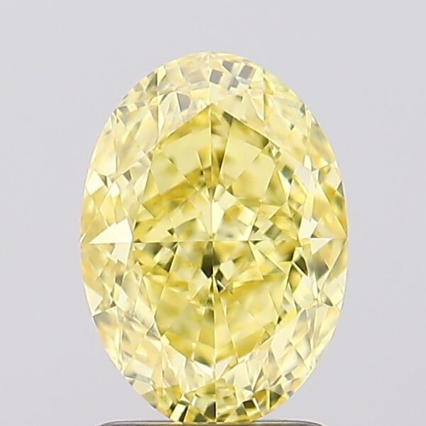 2.13 carat,  colour, VVS2 clarity, Oval shape, Lab Grown Diamond.