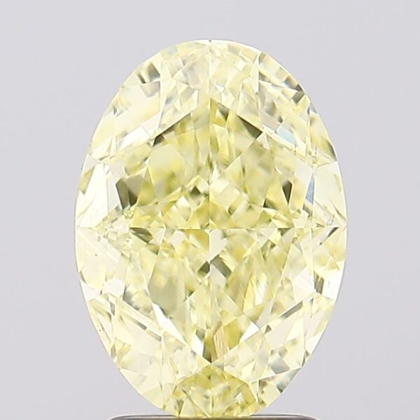 2.56 carat,  colour, VS1 clarity, Oval shape, Lab Grown Diamond.