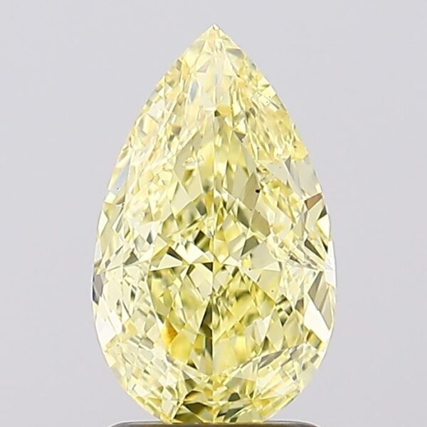 2.06 carat,  colour, VS2 clarity, Pear shape, Lab Grown Diamond.