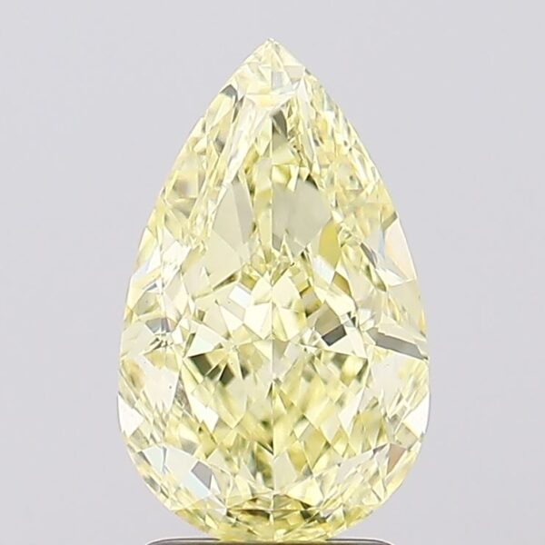 2.59 carat,  colour, VS1 clarity, Pear shape, Lab Grown Diamond.