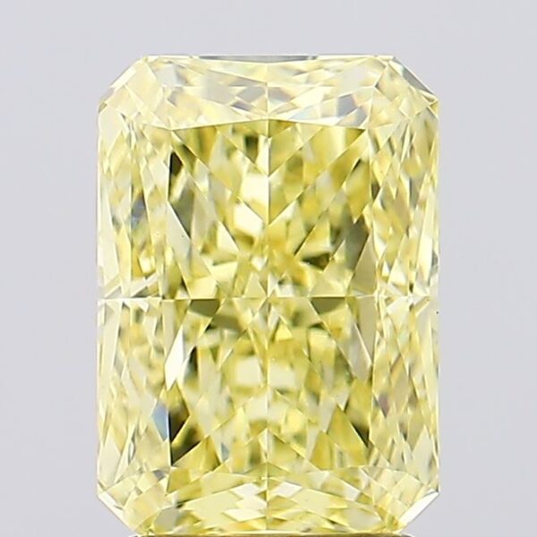 2.6 carat,  colour, VVS2 clarity, Radiant shape, Lab Grown Diamond.