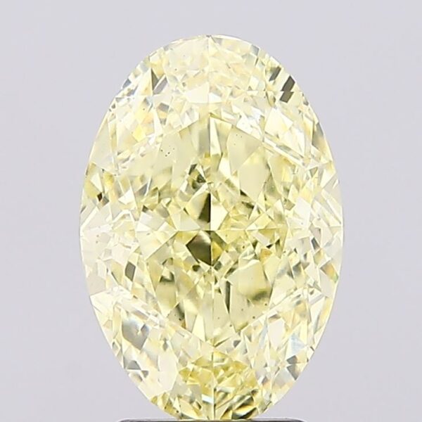 3.57 carat,  colour, VS1 clarity, Oval shape, Lab Grown Diamond.